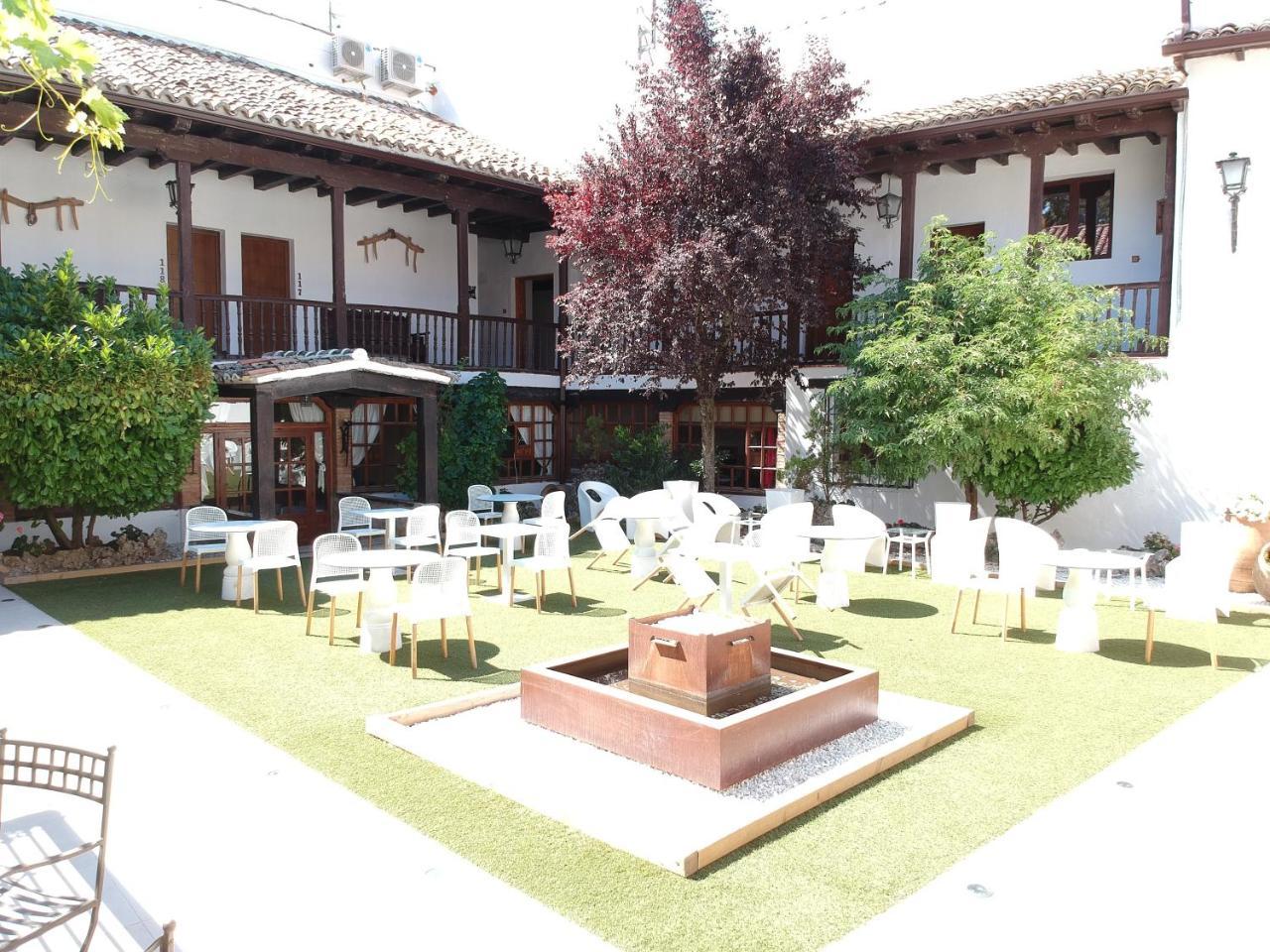 Hotel Resort Cueva Del Fraile 昆卡 外观 照片
