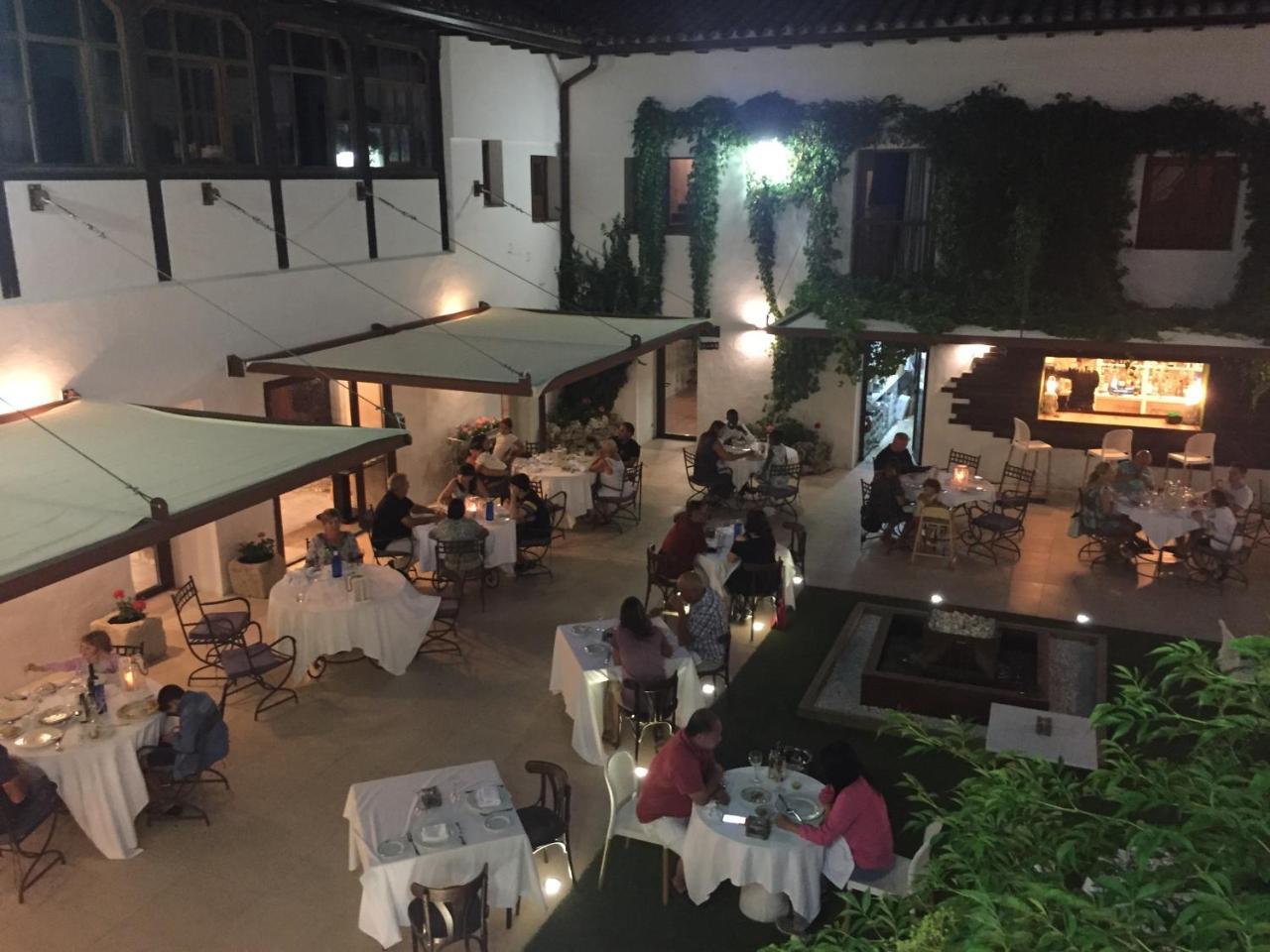 Hotel Resort Cueva Del Fraile 昆卡 外观 照片